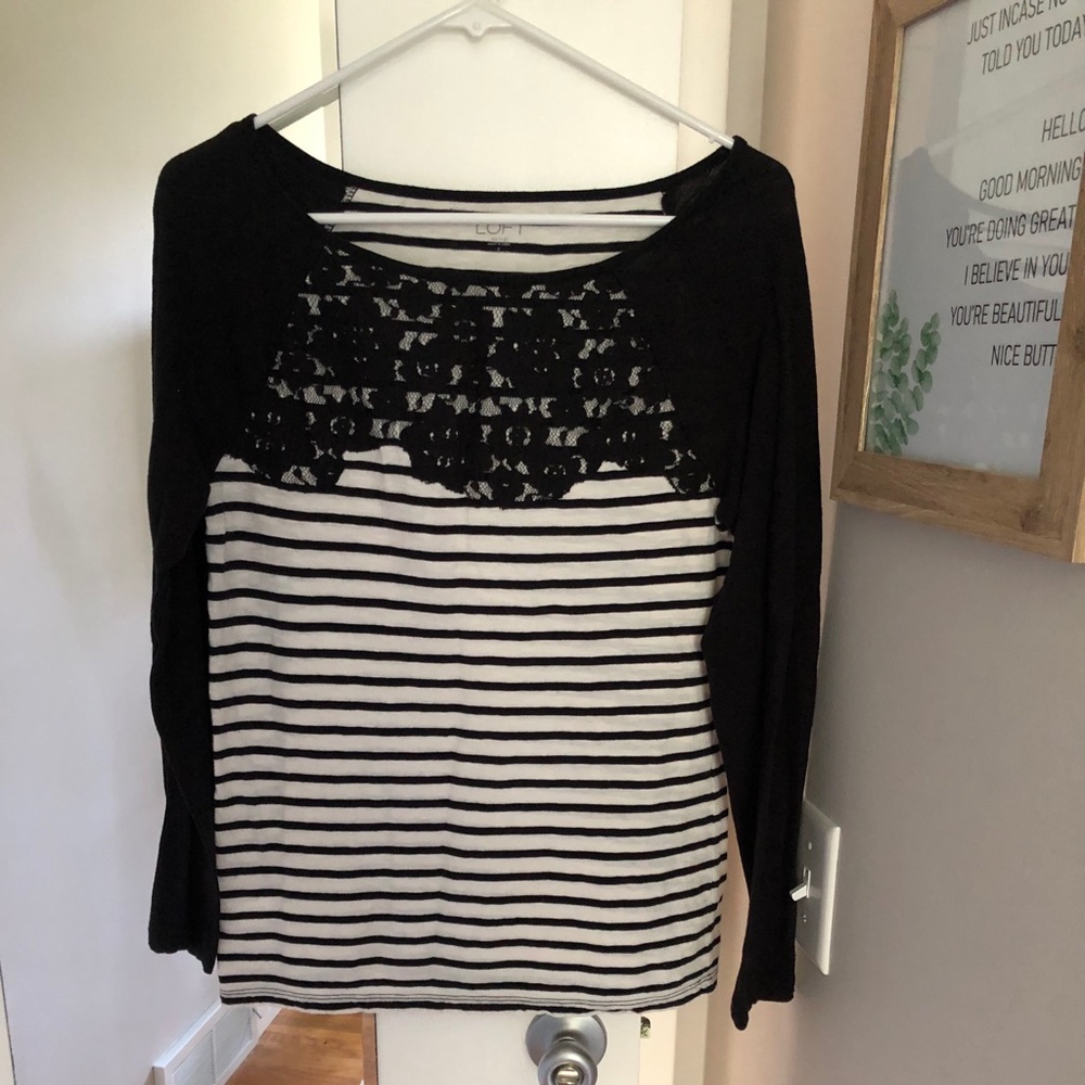 Lace stripped long sleeve